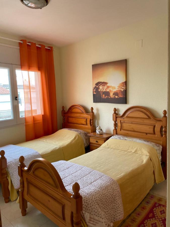Apartamento Tranquilo En Roses Centro Cerca De La Playa Costa Brava エクステリア 写真